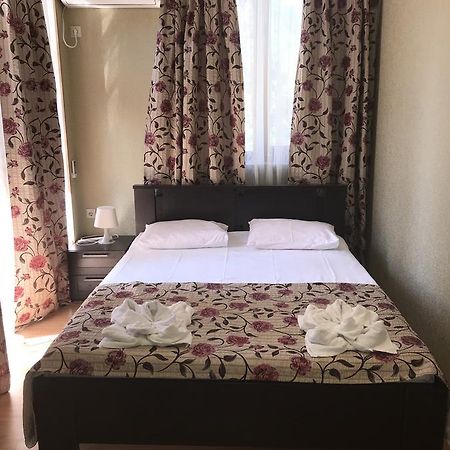 Lernest Hotel New Athos Buitenkant foto