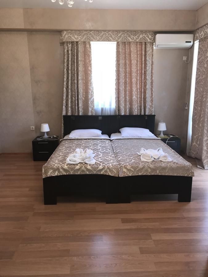 Lernest Hotel New Athos Buitenkant foto